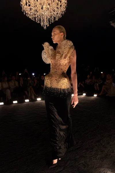 Look 31
